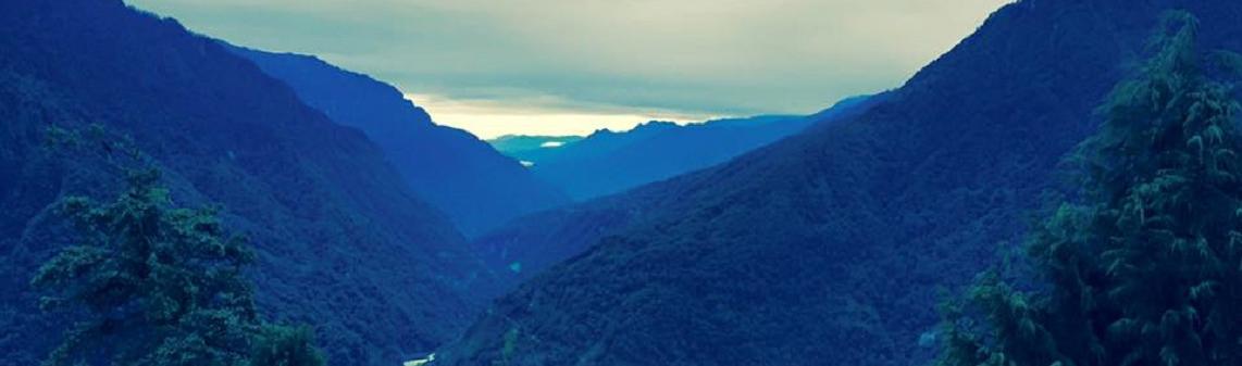 the motor approach road to the Famous Gasa Tshachu (hot spring) will remain closed 