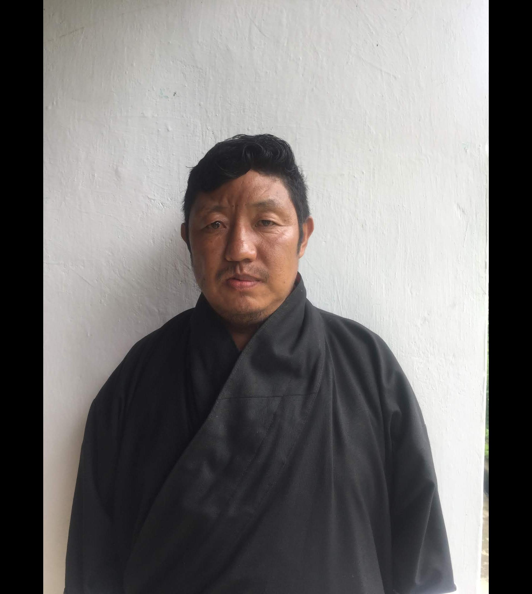སོ་ནམ་རྒྱ་སྐྱེད་ལས་གཡོགཔ།